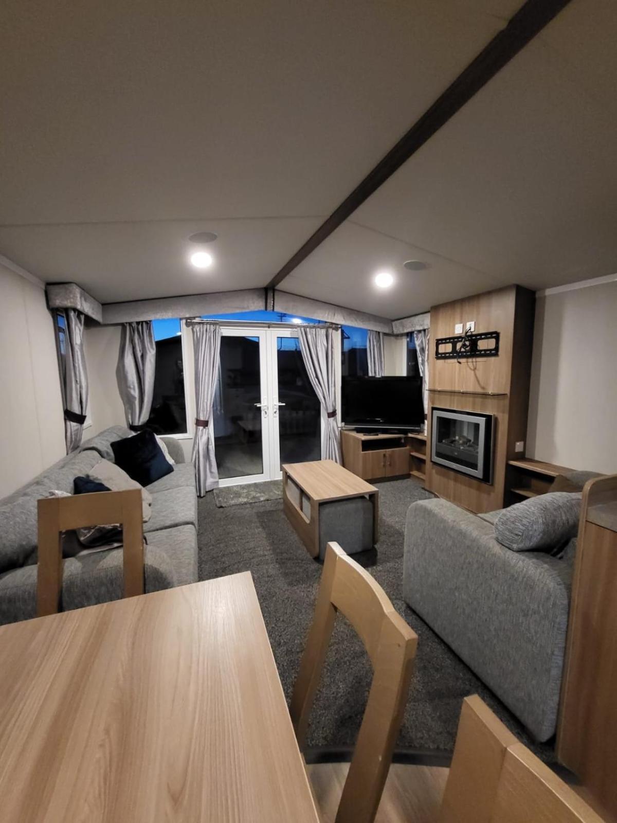3 Bed Platinum Caravan Presthaven Sands プレタティン エクステリア 写真